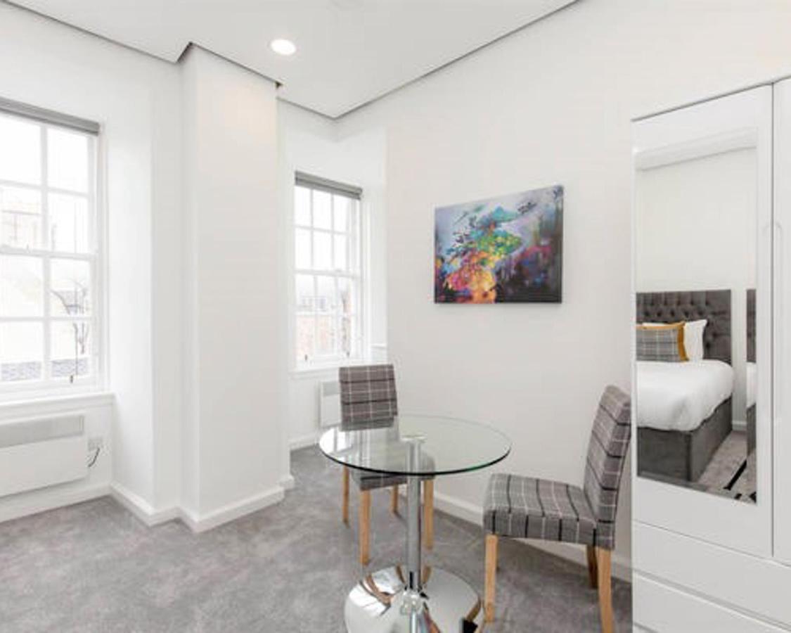 شقة Gorgeous Studio At The Heart Of Edinburgh Old Town المظهر الخارجي الصورة