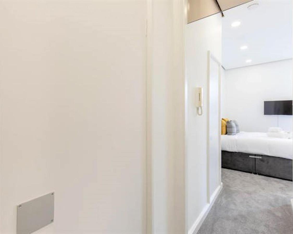 شقة Gorgeous Studio At The Heart Of Edinburgh Old Town المظهر الخارجي الصورة