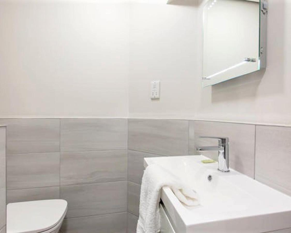 شقة Gorgeous Studio At The Heart Of Edinburgh Old Town المظهر الخارجي الصورة