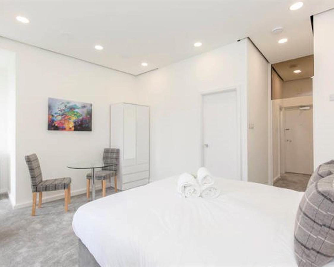 شقة Gorgeous Studio At The Heart Of Edinburgh Old Town المظهر الخارجي الصورة